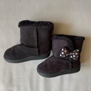 (4/$12) Black, Garanimals, Sherpa lined girl boots, size 4, with accent bow